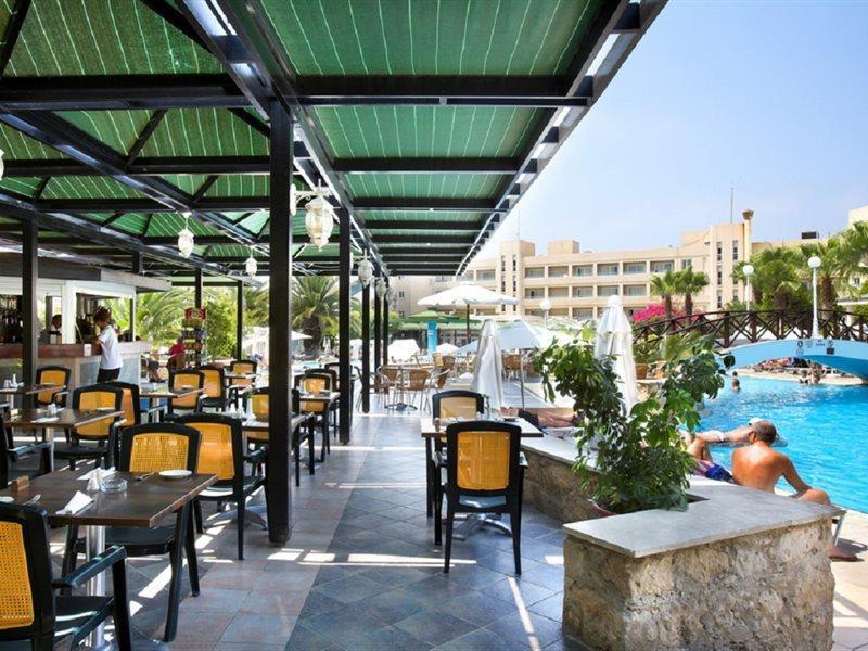 Aloe Hotel Paphos Exteriör bild