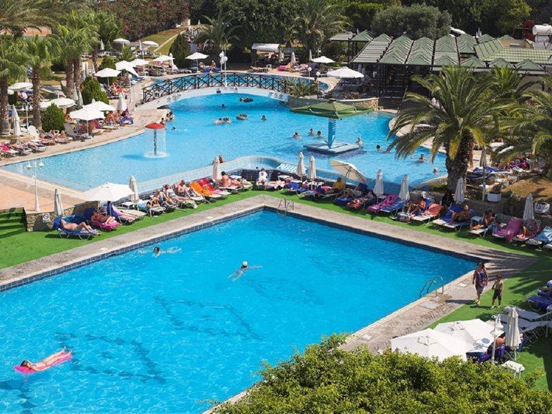 Aloe Hotel Paphos Exteriör bild