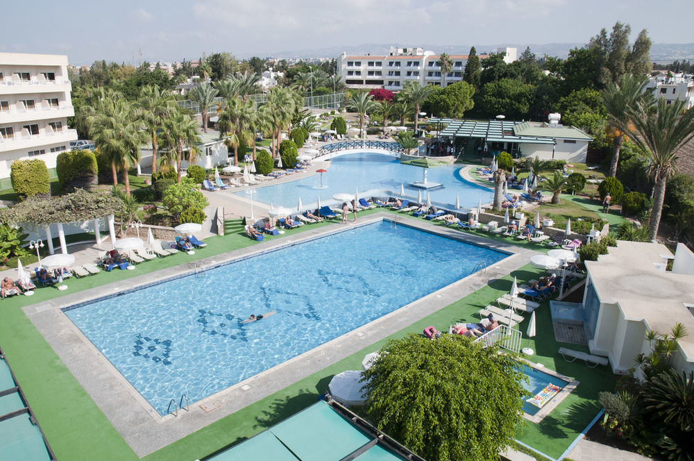 Aloe Hotel Paphos Exteriör bild